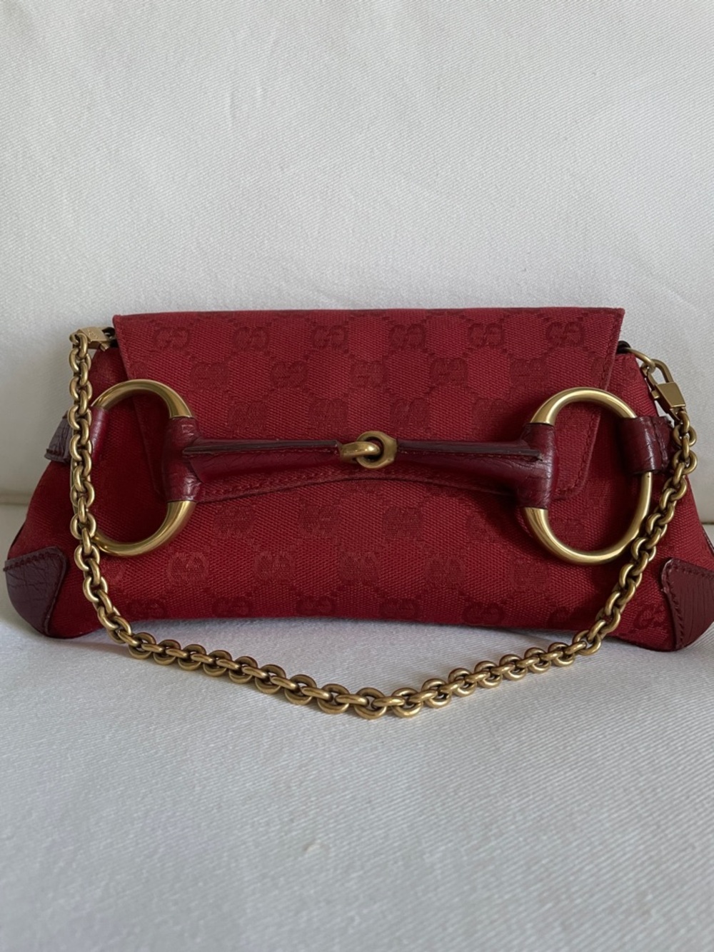 VINTAGE Gucci Red GG Canvas Horsebit Chain Shoulder Bag